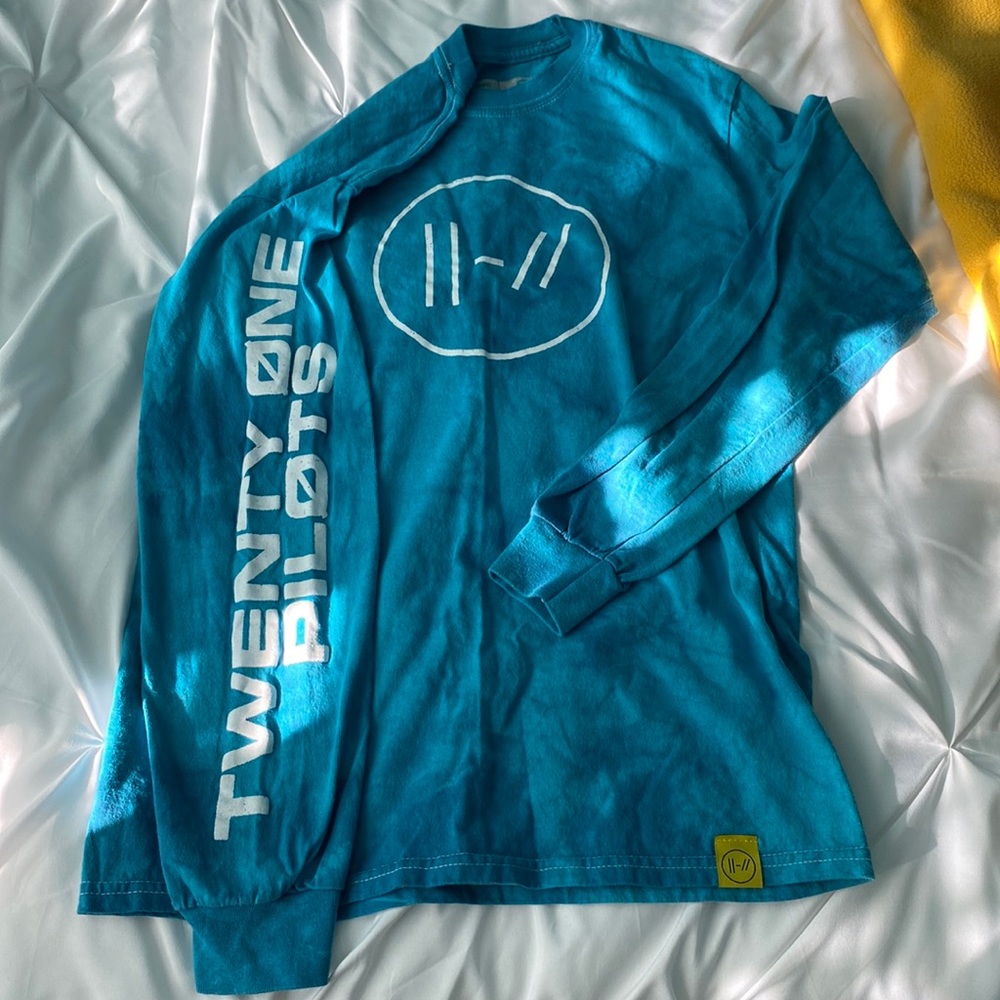 TWENTY ONE PILOTS LONG SLEEVE
